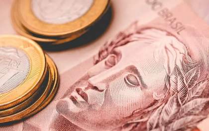 Governo de SP sanciona salário mínimo paulista de R$ 1.804, com aumento de 10% e ganho real acima da inflação