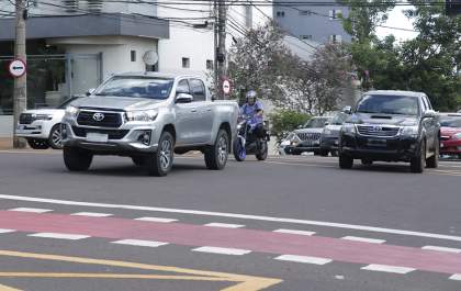 Licenciamento de veículos com placas de finais 4 e 5 vence em junho