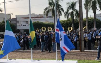 Desfile marca os 110 anos de Três Lagoas com presença de autoridades e emoção