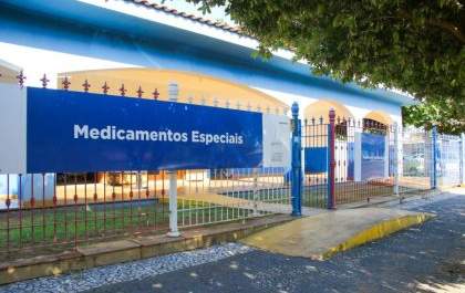 Saúde reorganiza entrega de medicamentos da Clínica de Idoso para melhorar atendimento à população