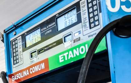 Governo anuncia aumento do etanol na gasolina para 30%