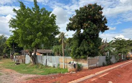 Prefeitura notifica famílias para desocuparem área verde no Iporã