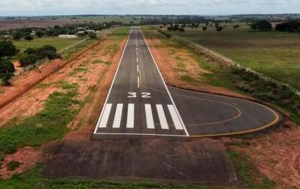 Governo estadual investe R$ 7,3 milhões em melhorias em aeródromos de Aquidauana, Paranaíba e Inocência