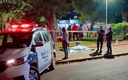 Homem de 44 anos morre após passar mal na praça da Fumaça