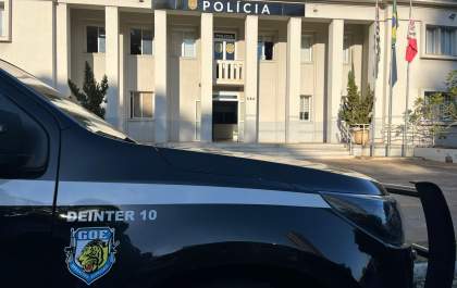 Mulher condenada por participação em morte é presa durante a 'Operação Rastreio 2' da Polícia Civil