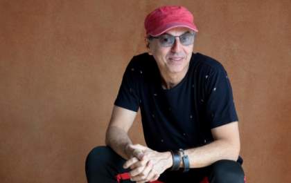 Zeca Baleiro faz show no Sesc Birigui