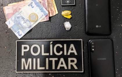 Mulher é presa por tráfico de drogas durante patrulhamento da PM em Três Lagoas