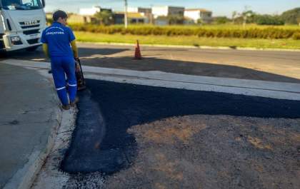 Prefeitura de Araçatuba constrói 55 sarjetões no primeiro semestre