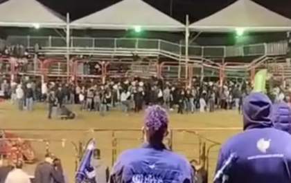 Desabamento de arquibancada em São Paulo deixa 30 feridos antes de Show de Gian e Giovani