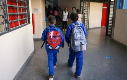 Rede estadual retorna às aulas nesta quarta-feira