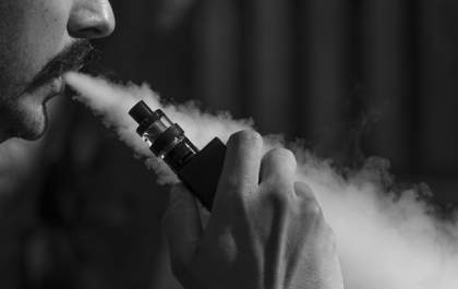 Adolescentes que usam vape têm 30 vezes mais chance de fumar cigarro