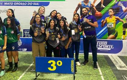 Três Lagoas se destaca no futsal feminino e sobe ao pódio nos Jogos Escolares da Juventude de MS