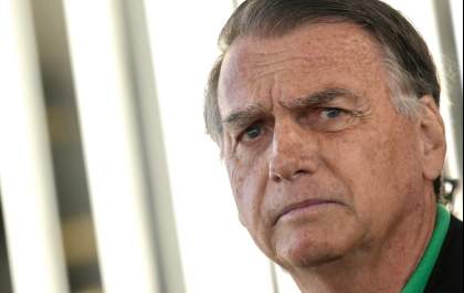 Nova decisão do STF impõe prisão domiciliar e restrições adicionais a Jair Bolsonaro