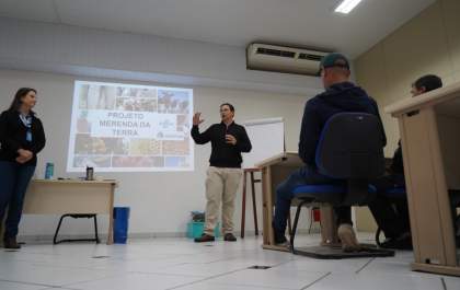 Curso em Araçatuba prepara produtores rurais para fornecer merenda escolar