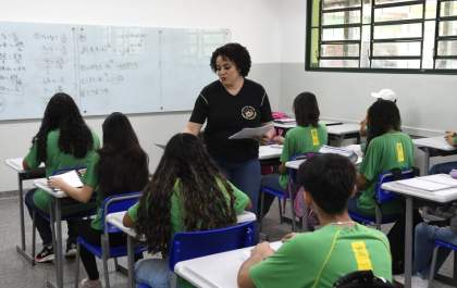 Prova Nacional Docente recebe 1 milhão de inscrições em primeira edição