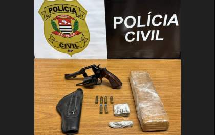 Homem é preso com revólver e um tijolo de maconha durante operação da Polícia Civil no Jussara