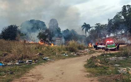 Incêndio na zona sul de Araçatuba mobiliza a Defesa Civil