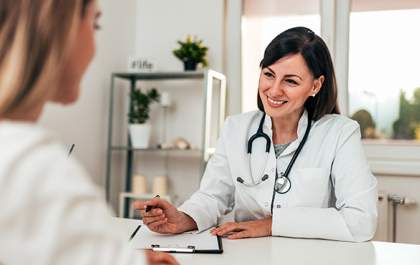 Médicos do trabalho lançam guia de prevenção contra doenças ocupacionais