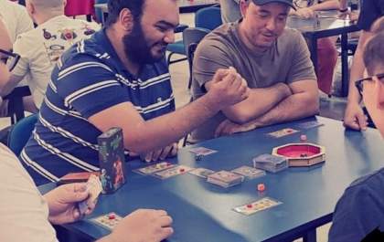 Biblioteca municipal recebe encontro gratuito de Jogos de Mesa e RPG