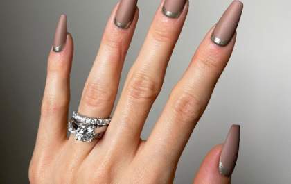 Francesinha Invertida: a nail art do momento