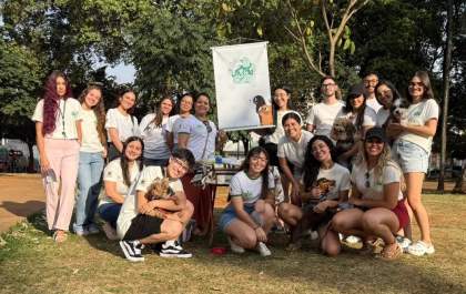 Ação de alunos de Medicina Veterinária conscientiza sobre a leishmaniose