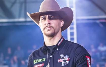 Andradinense Caio Fazan vence 2º round das montarias em touros do 32º Barretos International Rodeo