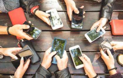 Pesquisa revela impacto da falta de internet móvel na vida de brasileiros de baixa renda