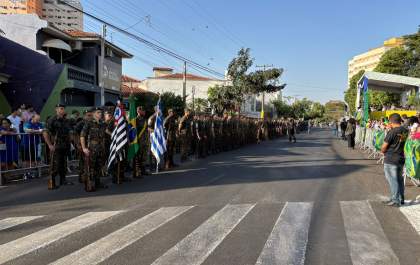 Dia da Independência é comemorado com desfile cívico em Araçatuba