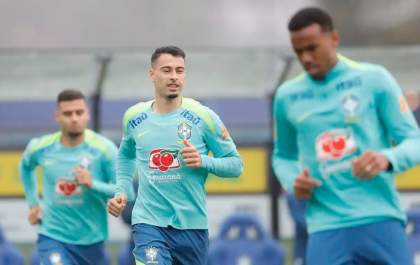 Brasil enfrenta a Bolívia com novidades na escalação