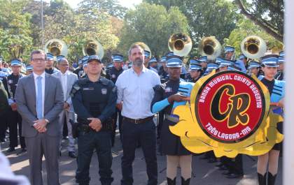 Desfile Cívico-Militar reúne famílias em Três Lagoas - vejam as fotos