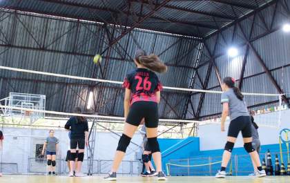 Escola Thathi participa de mais um Encontro Regional de Esportes do Grupo SEB