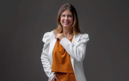 Dra. Claudia Luz: 15 anos de história, coragem e humanidade na advocacia