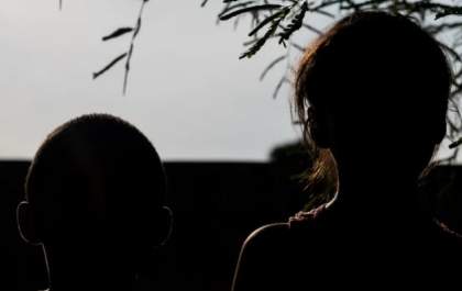 Mulher é presa por deixar filhos de 2 e 6 anos sozinhos em casa em Birigui