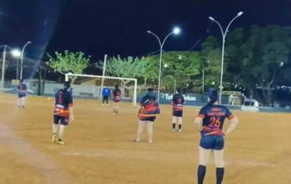 Partida de futebol feminino é cancelada em Campo Grande após polêmica sobre atleta trans