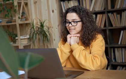 MEC define novas regras para cursos híbridos no Brasil