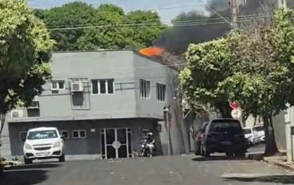 Incêndio atinge fábrica de facas em Birigui