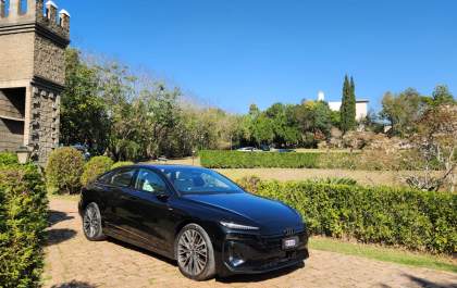 Audi une luxo, desempenho e tecnologia no A6 Sportback e-tron