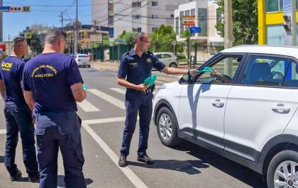Pit stop educativo marca início da Semana Nacional de Trânsito em Araçatuba