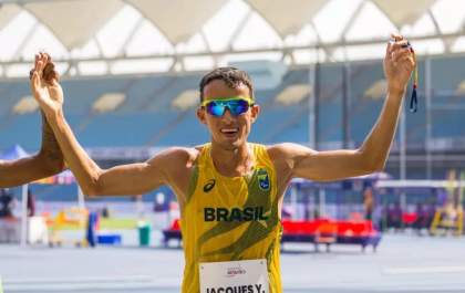 Yeltsin Jacques conquista prata nos 5.000m T11 e garante primeira medalha do Brasil no Mundial de Atletismo