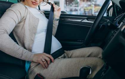 Médicos alertam para cuidados no volante durante gestação e puerpério