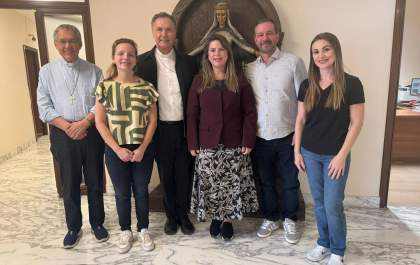 Padre Luigi Fávero encontra o Cardeal Ángel Fernández Artime em visita à Itália