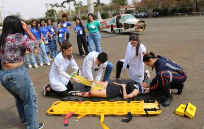 Estudantes vivem experiências reais no 5º Workshop de Medicina do Unisalesiano