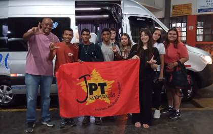 Jovens da região de Andradina viajam a São Paulo para aulão do Enem com presença de Lula