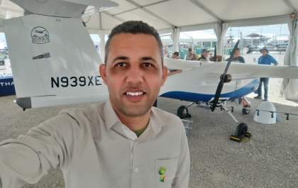 Docente do Unisalesiano participa de Exposição de Robótica e Equipamentos de Agro nos EUA