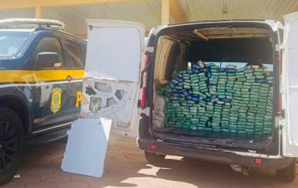 PRF apreende 240 kg de maconha em Bataguassu