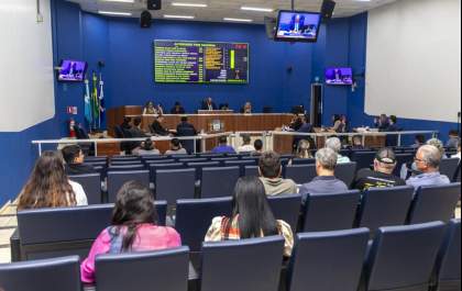 Legislativo autoriza doação de lotes e construção de casas populares no município