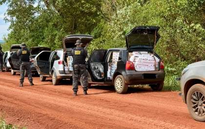 Operação do DOF Confisca Veículos com Produtos de Contrabando Avaliados em R$ 275 Mil