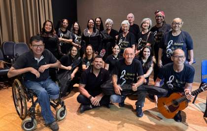 “Todos em Cena” emociona público no auditório da UFMS com talento e diversidade musical