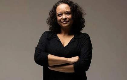 Primeira mulher negra toma posse na Academia Brasileira de Letras nesta sexta-feira (7)
