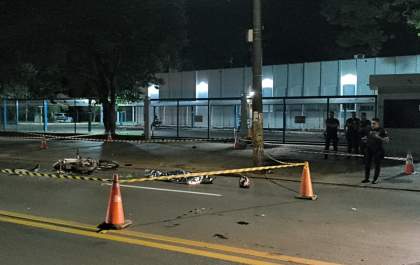 Motociclista morre em colisão com poste na Baguaçu